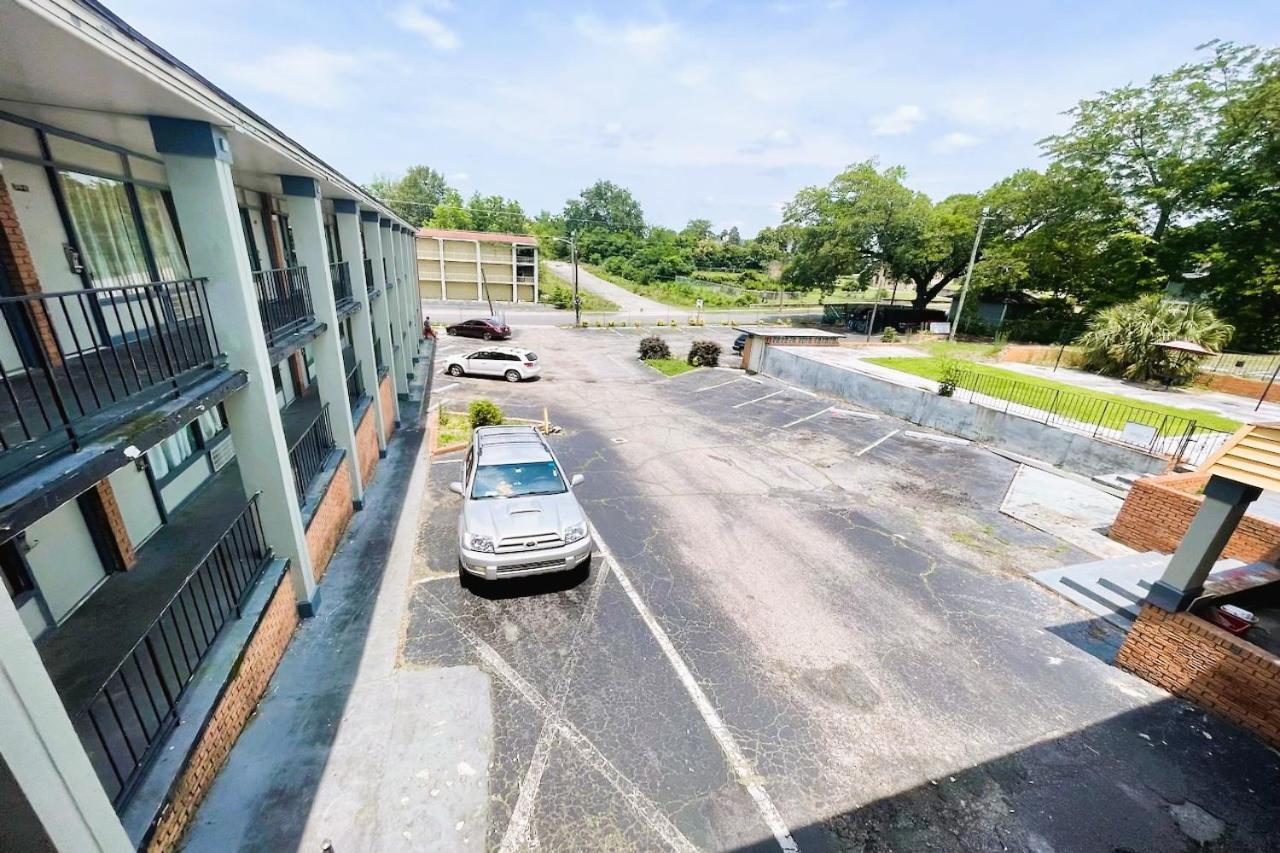 Palmetto Inn & Suites By Oyo Orangeburg Dış mekan fotoğraf