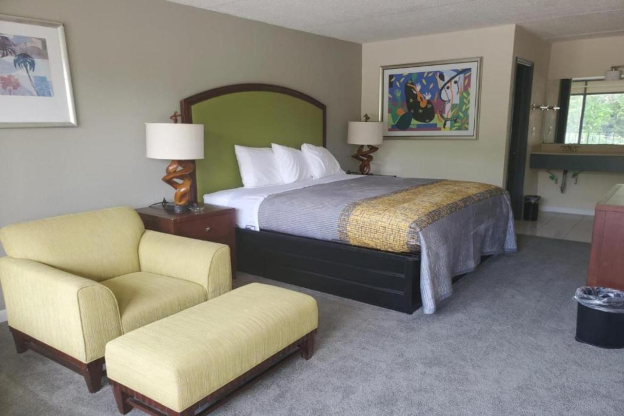 Palmetto Inn & Suites By Oyo Orangeburg Dış mekan fotoğraf
